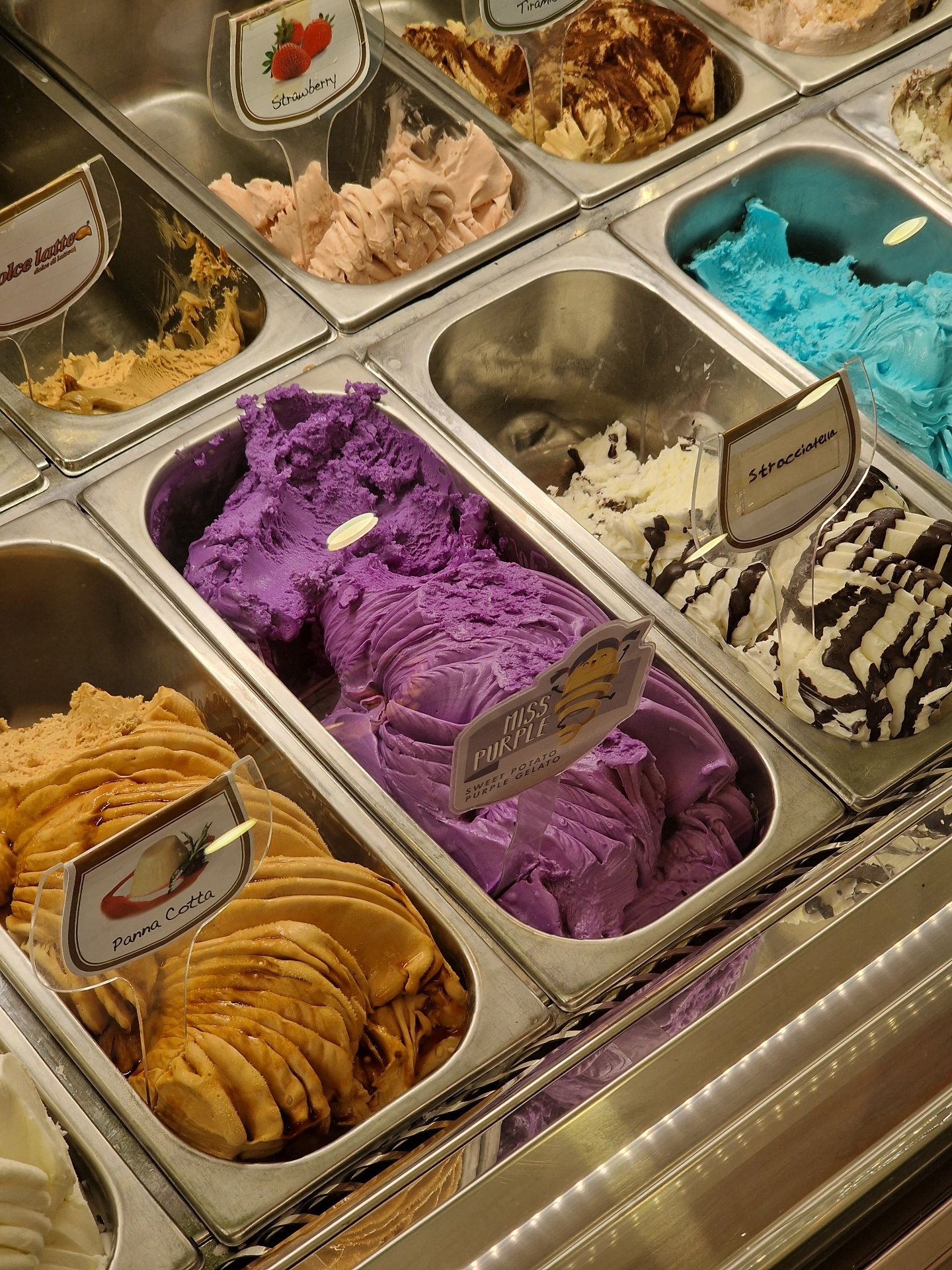 Miss Purple sweet potato gelato and Stracciatella scoops